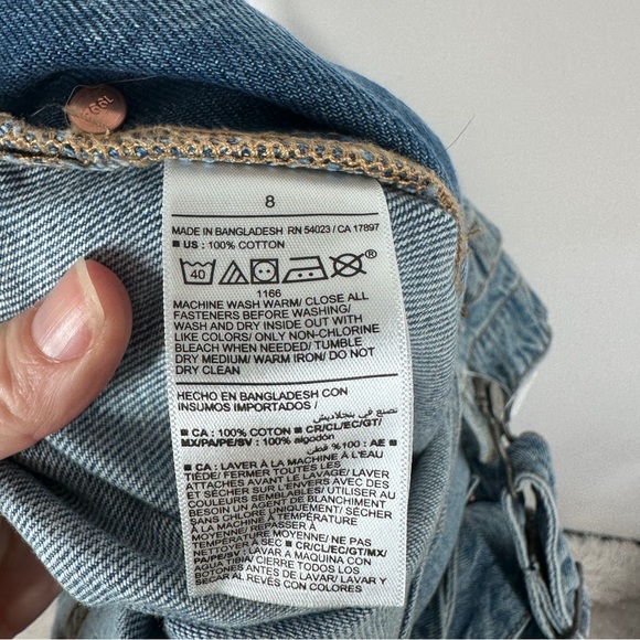 NWT Old Navy Baggy Wide Leg Overalls women’s size 8 Denim 100% Cotton - Picture 9 of 9